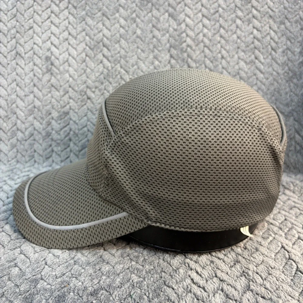 Grey Mesh 5 Panel Running Hat Reflective Piping Adjustable Strap Athletic Cap